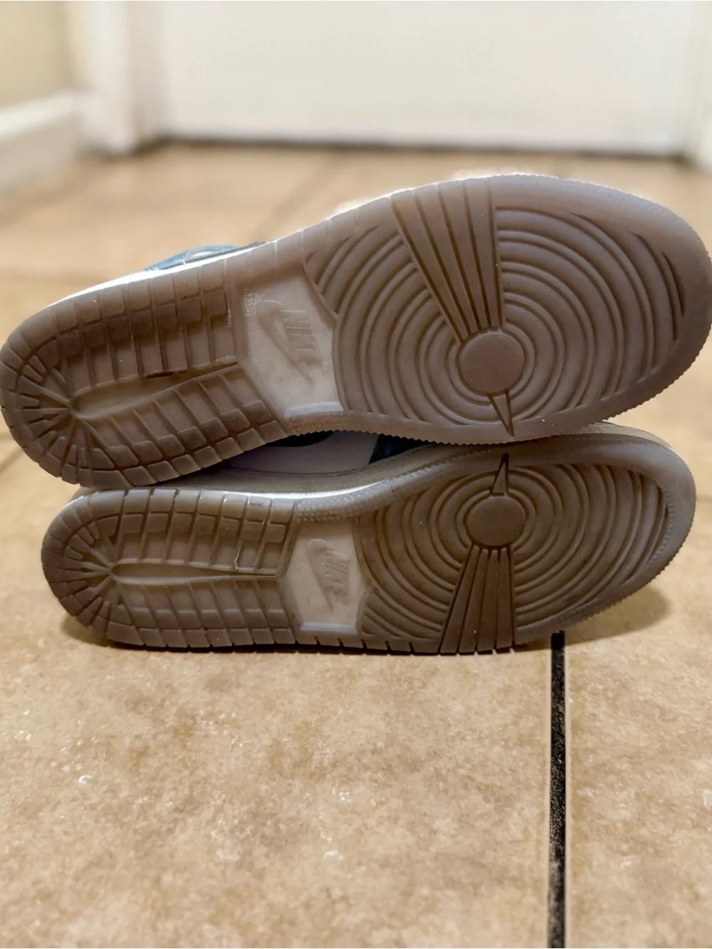 Kids Air Jordan 1 Mid SE 